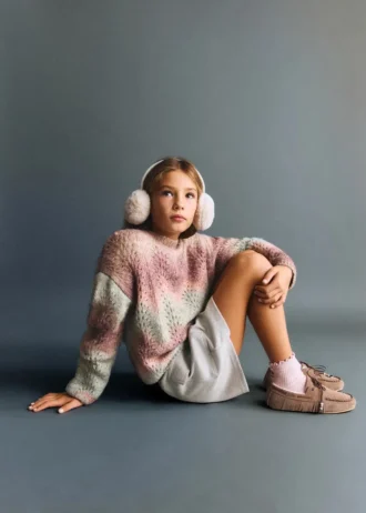 Mehrfarbiger Strickpullover Mehrfarbiger Strickpullover