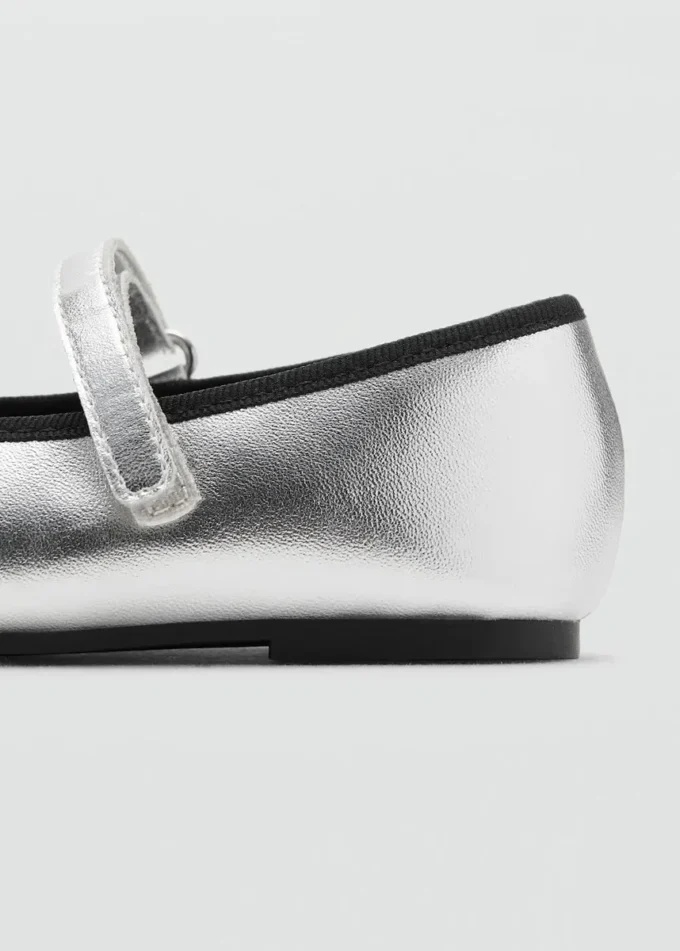Metallic-Ballerina mit Schleife Metallic-Ballerina mit Schleife