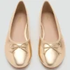 Metallic-Ballerinas mit Schleife Metallic-Ballerinas mit Schleife