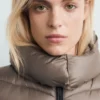 Midi-Anorak mit Kapuze und Steppung Midi-Anorak mit Kapuze und Steppung