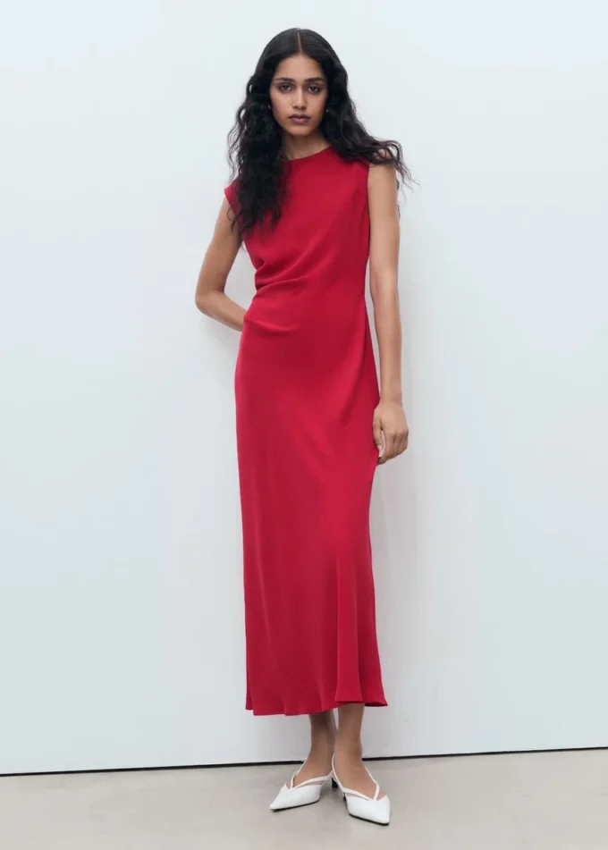 Midi-Kleid mit Rüschen Midi-Kleid mit Rüschen