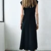 Midi-Kleid mit Rüschen Midi-Kleid mit Rüschen