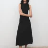 Midi-Kleid mit Ziernähten Midi-Kleid mit Ziernähten