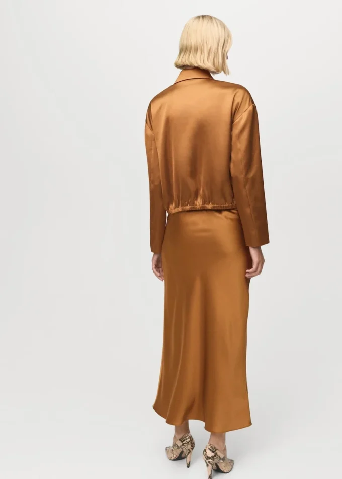 Midi-Rock aus Satin Midi-Rock aus Satin