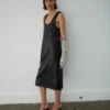 Midikleid aus 100 % Leder Midikleid aus 100 % Leder