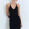 Midikleid mit Rückenausschnitt Midikleid mit Rückenausschnitt