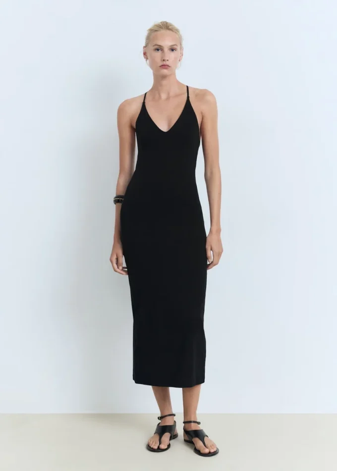 Midikleid mit Rückenausschnitt Midikleid mit Rückenausschnitt