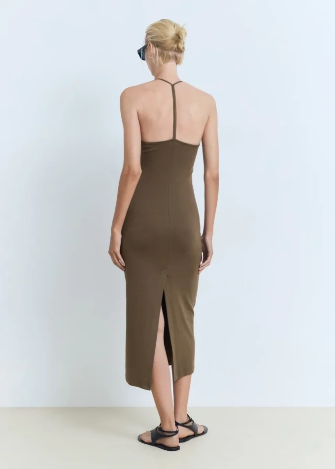 Midikleid mit Rückenausschnitt Midikleid mit Rückenausschnitt