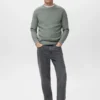 Mikrostrukturierter Baumwollstrickpullover Mikrostrukturierter Baumwollstrickpullover