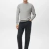 Mikrostrukturierter Baumwollstrickpullover Mikrostrukturierter Baumwollstrickpullover