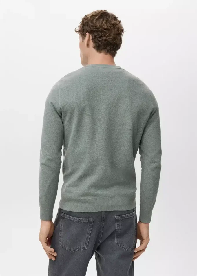 Mikrostrukturierter Baumwollstrickpullover Mikrostrukturierter Baumwollstrickpullover