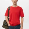 Mittelschweres T-Shirt in regulärer Passform Mittelschweres T-Shirt in regulärer Passform