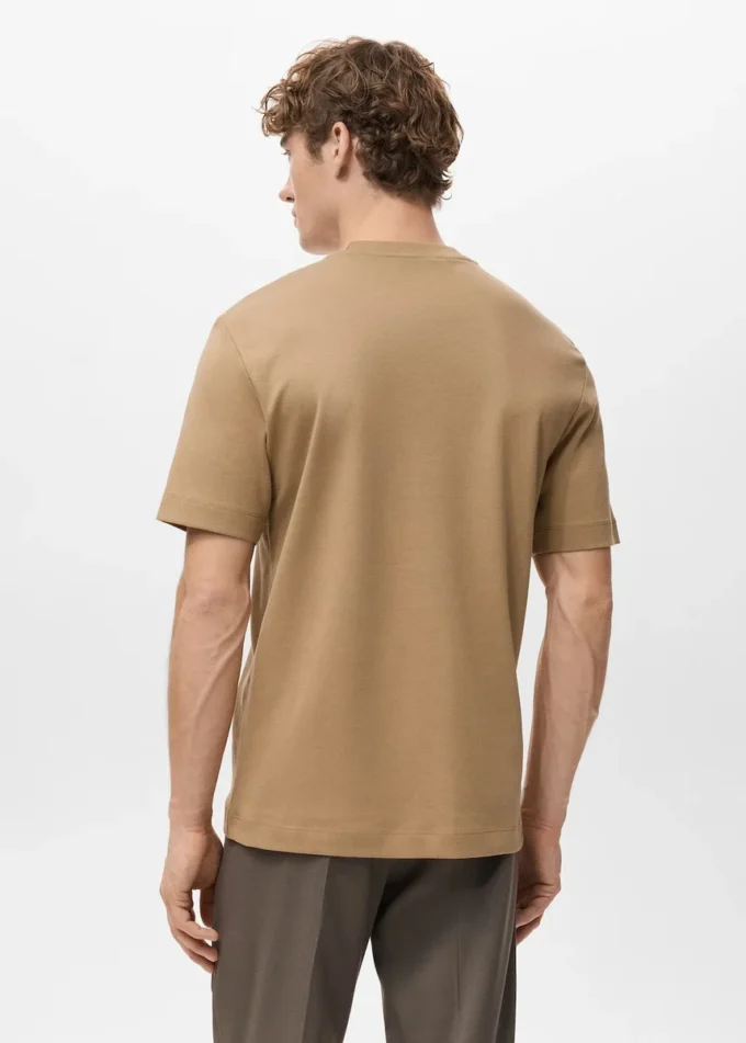 Mittelschweres T-Shirt in regulärer Passform Mittelschweres T-Shirt in regulärer Passform