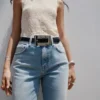 Mittlere Leibhöhe, ausgestellte Jeans Mittlere Leibhöhe, ausgestellte Jeans
