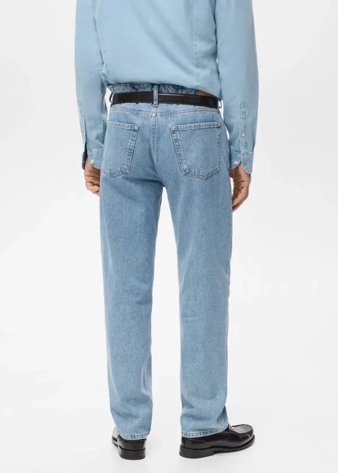 Moby Straight Fit Jeans in heller Waschung Moby Straight Fit Jeans in heller Waschung