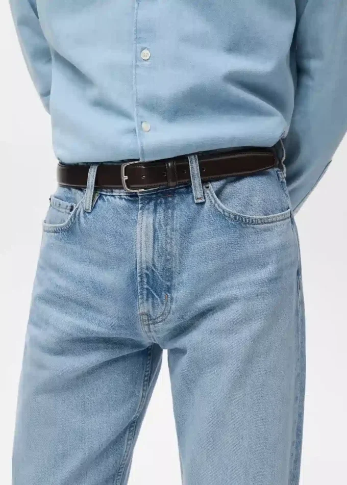 Moby Straight Fit Jeans in heller Waschung Moby Straight Fit Jeans in heller Waschung