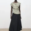 Modalbluse mit asymmetrischem Kragen Modalbluse mit asymmetrischem Kragen
