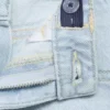 Mom-Fit-Jeans mit dekorativen Rissen Mom-Fit-Jeans mit dekorativen Rissen
