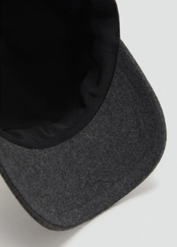 Mütze aus Wollmischung