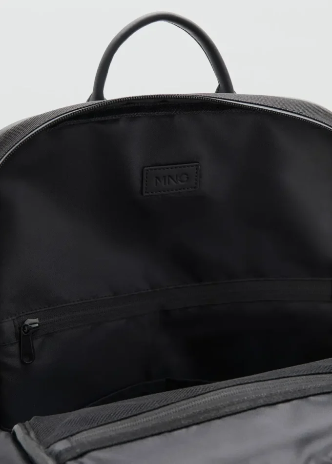 Multifunktionaler Rucksack mit Taschen