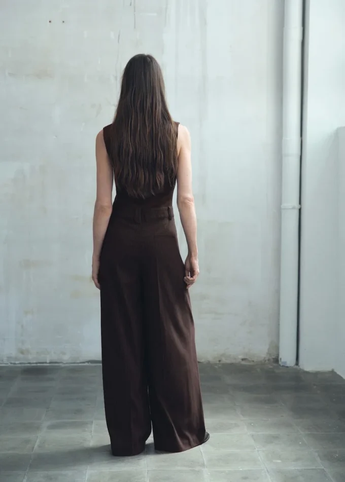 Nadelstreifen-Jumpsuit-Kombination Nadelstreifen-Jumpsuit-Kombination
