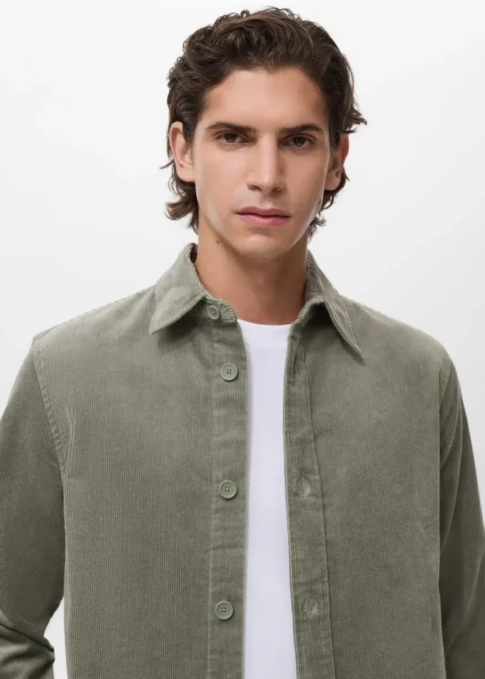Overshirt aus Baumwollcord Overshirt aus Baumwollcord