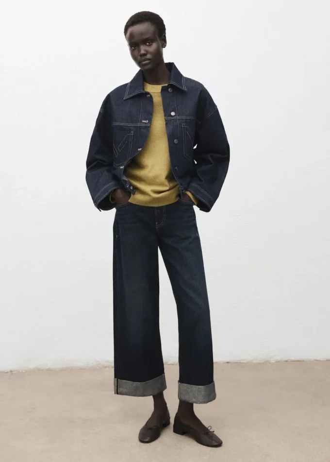 Oversize-Pullover mit gerippten Bündchen Oversize-Pullover mit gerippten Bündchen