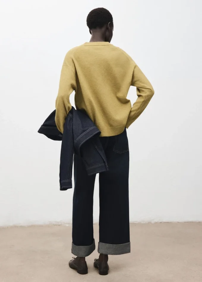 Oversize-Pullover mit gerippten Bündchen Oversize-Pullover mit gerippten Bündchen