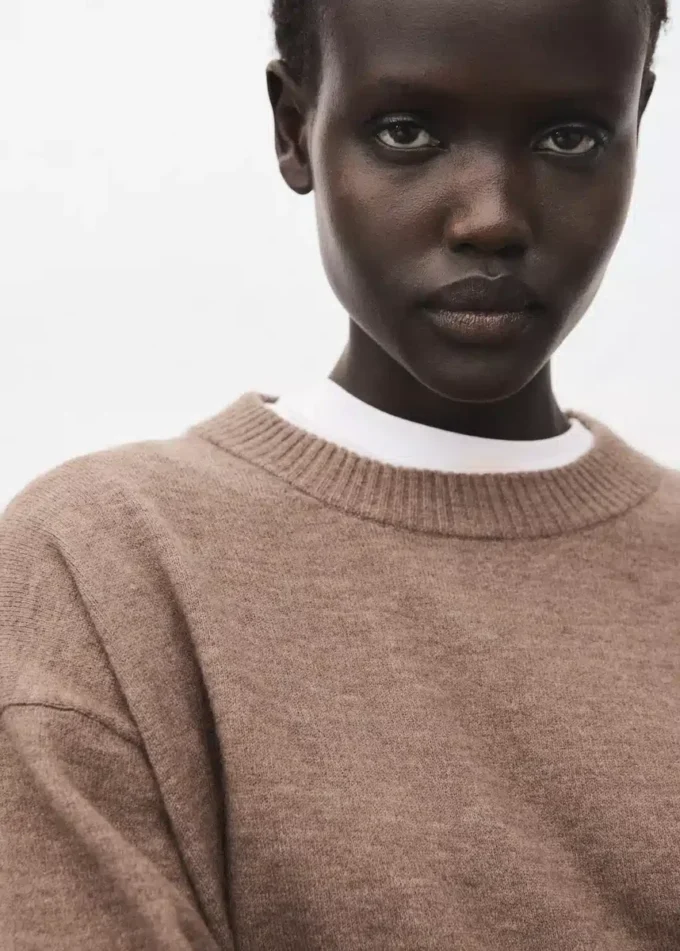 Oversize-Pullover mit gerippten Bündchen