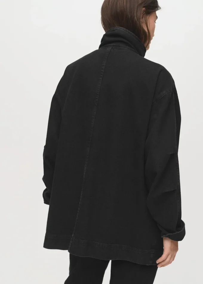 Oversized-Jeansjacke mit Taschen Oversized-Jeansjacke mit Taschen