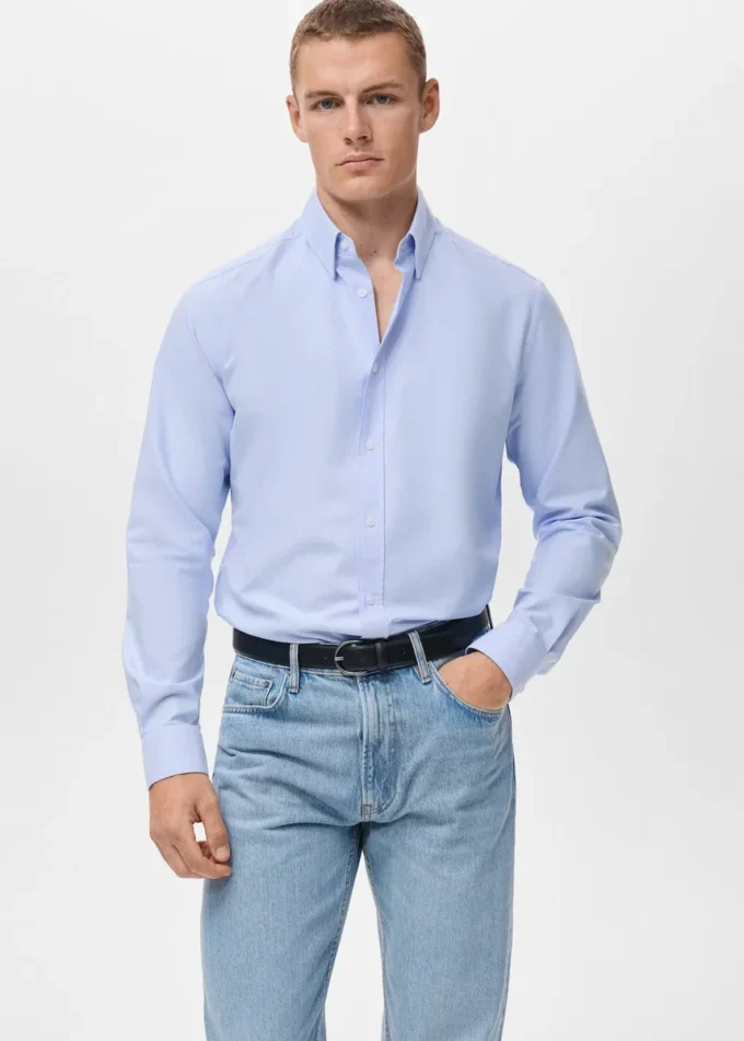 Oxford-Hemd aus 100 % Baumwolle Oxford-Hemd aus 100 % Baumwolle