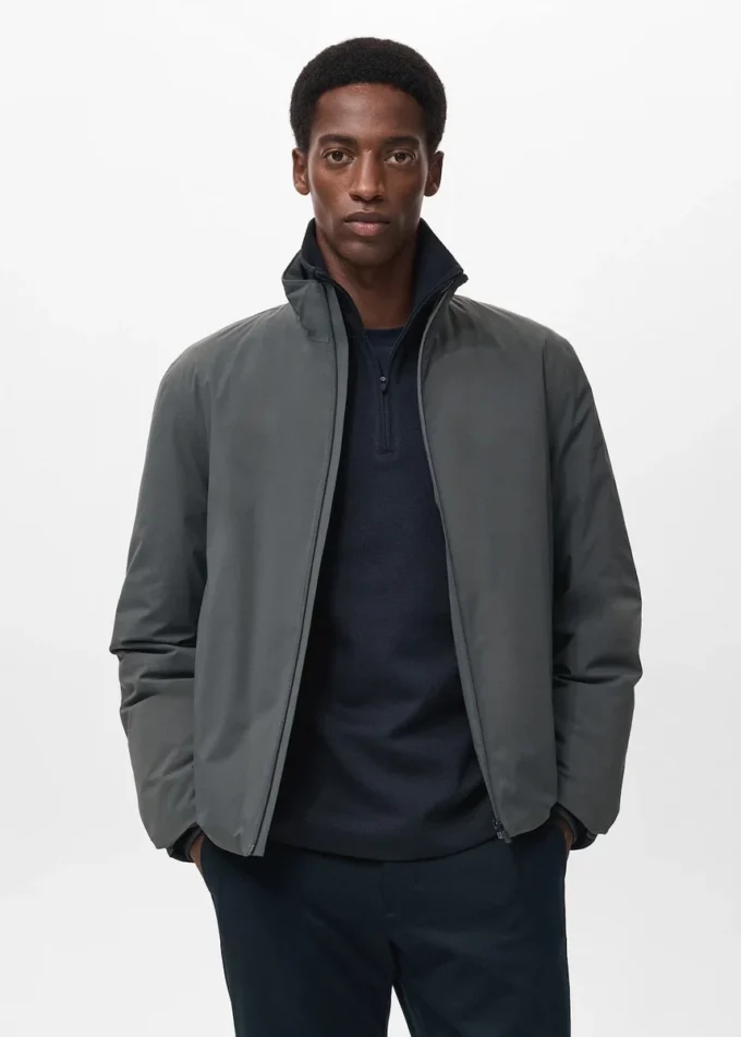 Packbare wasserabweisende Jacke mit Thermolite®-Füllung Packbare wasserabweisende Jacke mit Thermolite®-Füllung