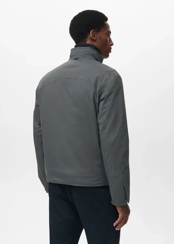 Packbare wasserabweisende Jacke mit Thermolite®-Füllung Packbare wasserabweisende Jacke mit Thermolite®-Füllung