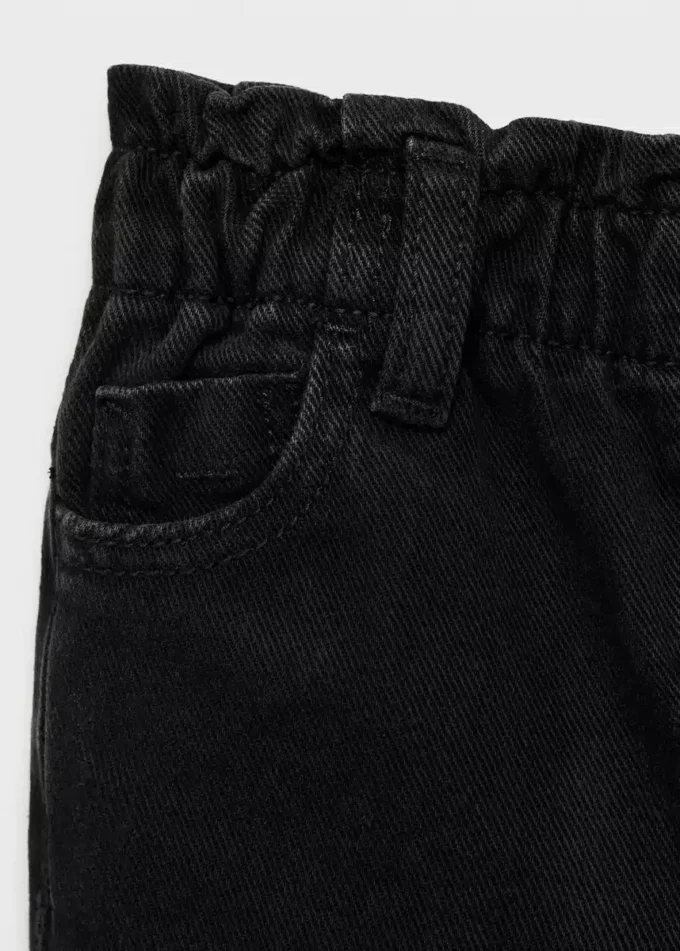 Paperbag-Jeans mit Knöpfen Paperbag-Jeans mit Knöpfen