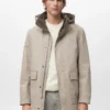 Parka mit abnehmbarer Innenkapuze Parka mit abnehmbarer Innenkapuze
