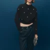 Perkins-Ausschnitt-Pullover mit Kugeln Perkins-Ausschnitt-Pullover mit Kugeln