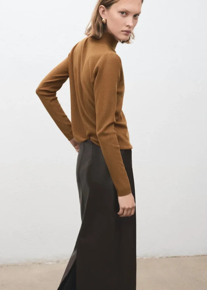 Perkins-Hals-Pullover mit Knopf