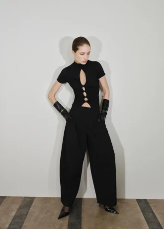 Perkins-Kragen-Pullover mit Cut-out