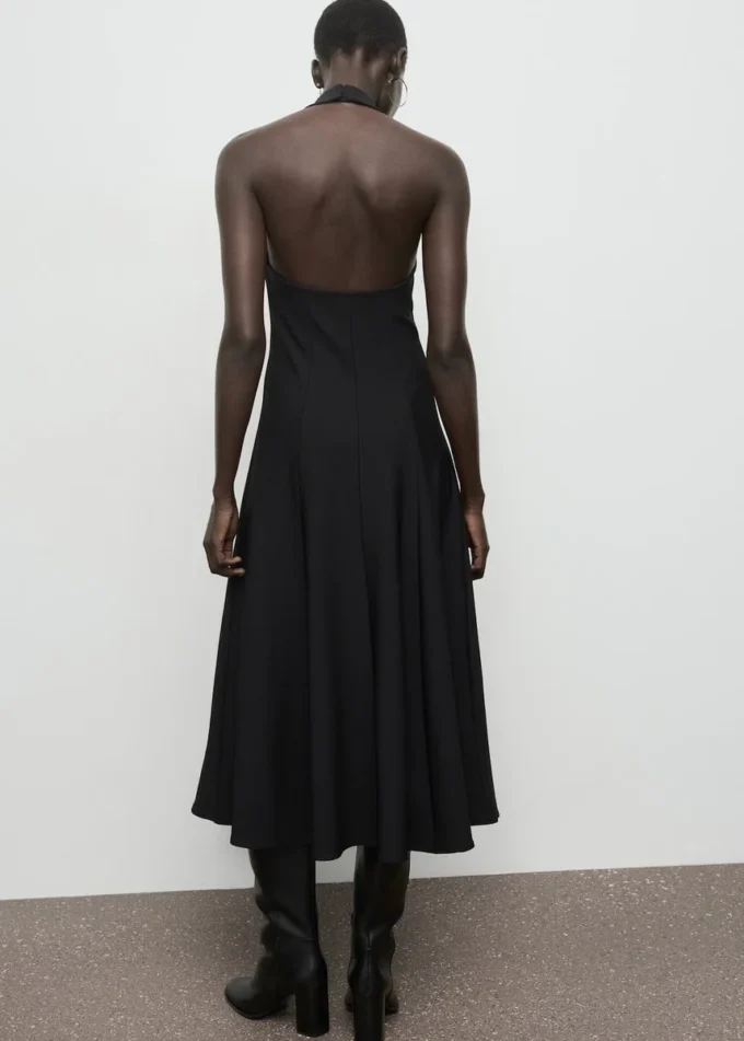 Plisseekleid mit Neckholder Plisseekleid mit Neckholder