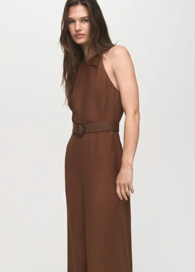 Plissierter Overall mit Gürtel Plissierter Overall mit Gürtel