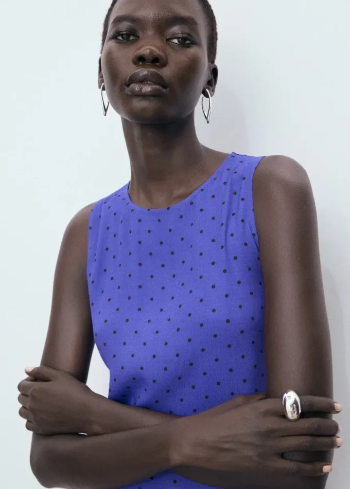 Polka-Dot-Kleid mit Schleife Polka-Dot-Kleid mit Schleife