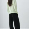 Polo-Pullover aus 100 % Wolle Polo-Pullover aus 100 % Wolle
