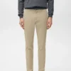 Prato kurze, konisch geschnittene Chino-Hose