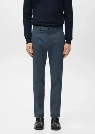 Prato kurze, konisch geschnittene Chino-Hose