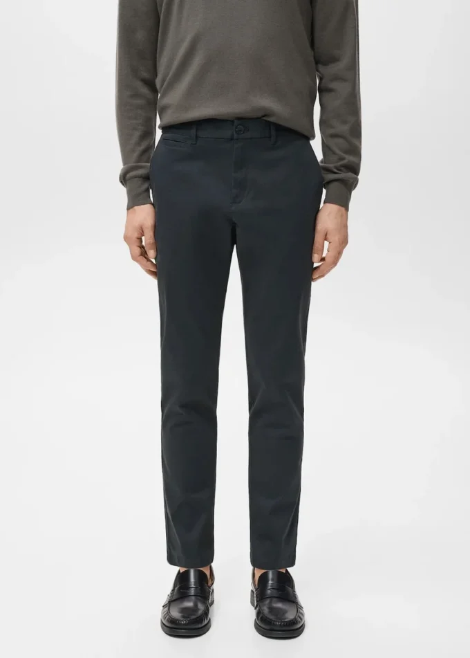 Prato kurze, konisch geschnittene Chino-Hose