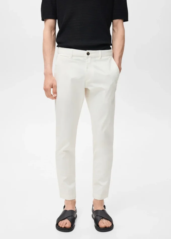 Prato kurze, konisch geschnittene Chino-Hose Prato kurze, konisch geschnittene Chino-Hose