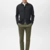 Prato kurze, konisch geschnittene Chino-Hose