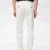 Prato kurze, konisch geschnittene Chino-Hose Prato kurze, konisch geschnittene Chino-Hose
