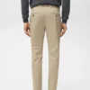 Prato kurze, konisch geschnittene Chino-Hose