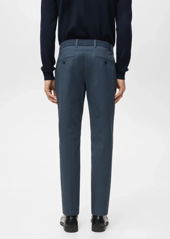 Prato kurze, konisch geschnittene Chino-Hose